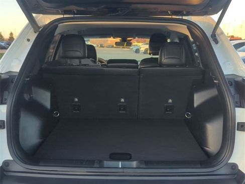 Used 2022 Jeep Cherokee Trailhawk w/ Premium Leather Package image 23