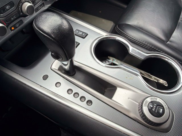 Used 2017 Nissan Pathfinder SL AWD/4WD image 38