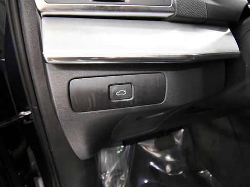 Used 2023 Volvo XC90 B5 Core AWD/4WD image 20