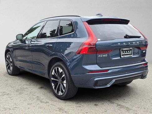 Used 2026 Volvo XC60 B5 Plus w/ Climate Package AWD/4WD image 5
