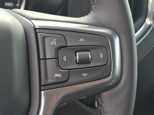 Used 2022 Chevrolet Silverado 2500 LT w/ Convenience Package AWD/4WD image 8