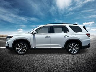 Certified 2025 Honda Pilot Touring video 2