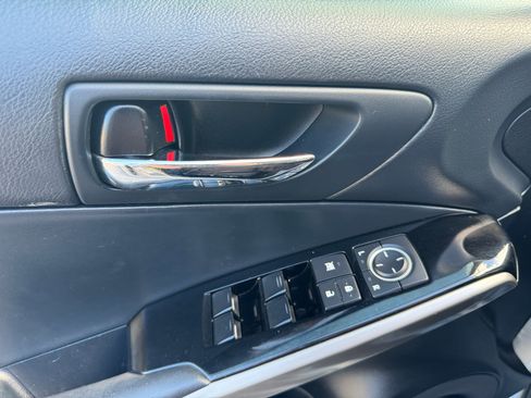 Used 2016 Lexus IS 200t image 14