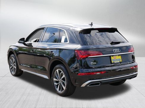 Used 2023 Audi Q5 2.0T Premium w/ Convenience Package AWD/4WD image 5