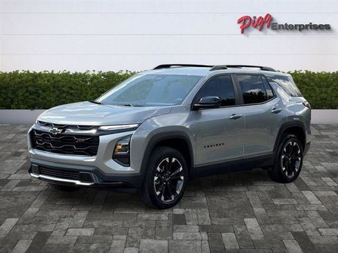 Used 2026 Chevrolet Equinox RS FWD image 5