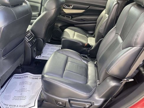 Used 2022 Subaru Ascent Limited AWD/4WD image 16