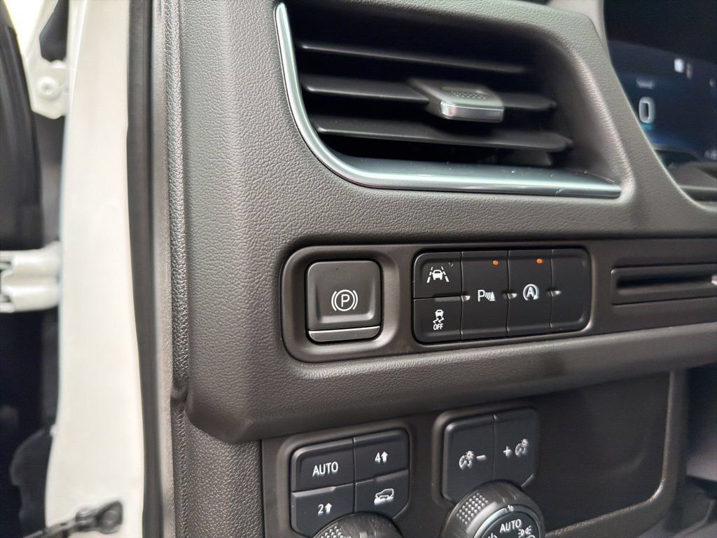 Used 2023 Chevrolet Tahoe RST AWD/4WD image 18