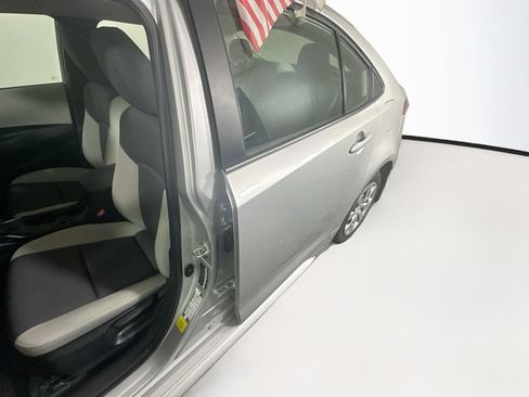 Certified 2025 Toyota Corolla LE FWD image 12