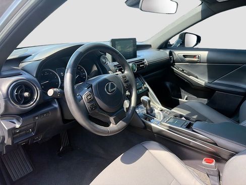 Used 2025 Lexus IS 350 F Sport image 9
