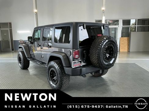 Used 2017 Jeep Wrangler Unlimited Sport w/ Quick Order Package 24S AWD/4WD image 32