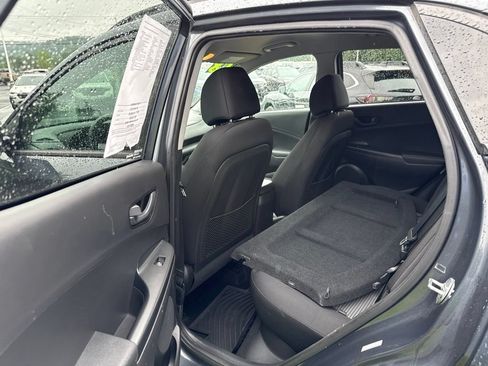 Used 2018 Hyundai Kona SEL AWD/4WD image 16