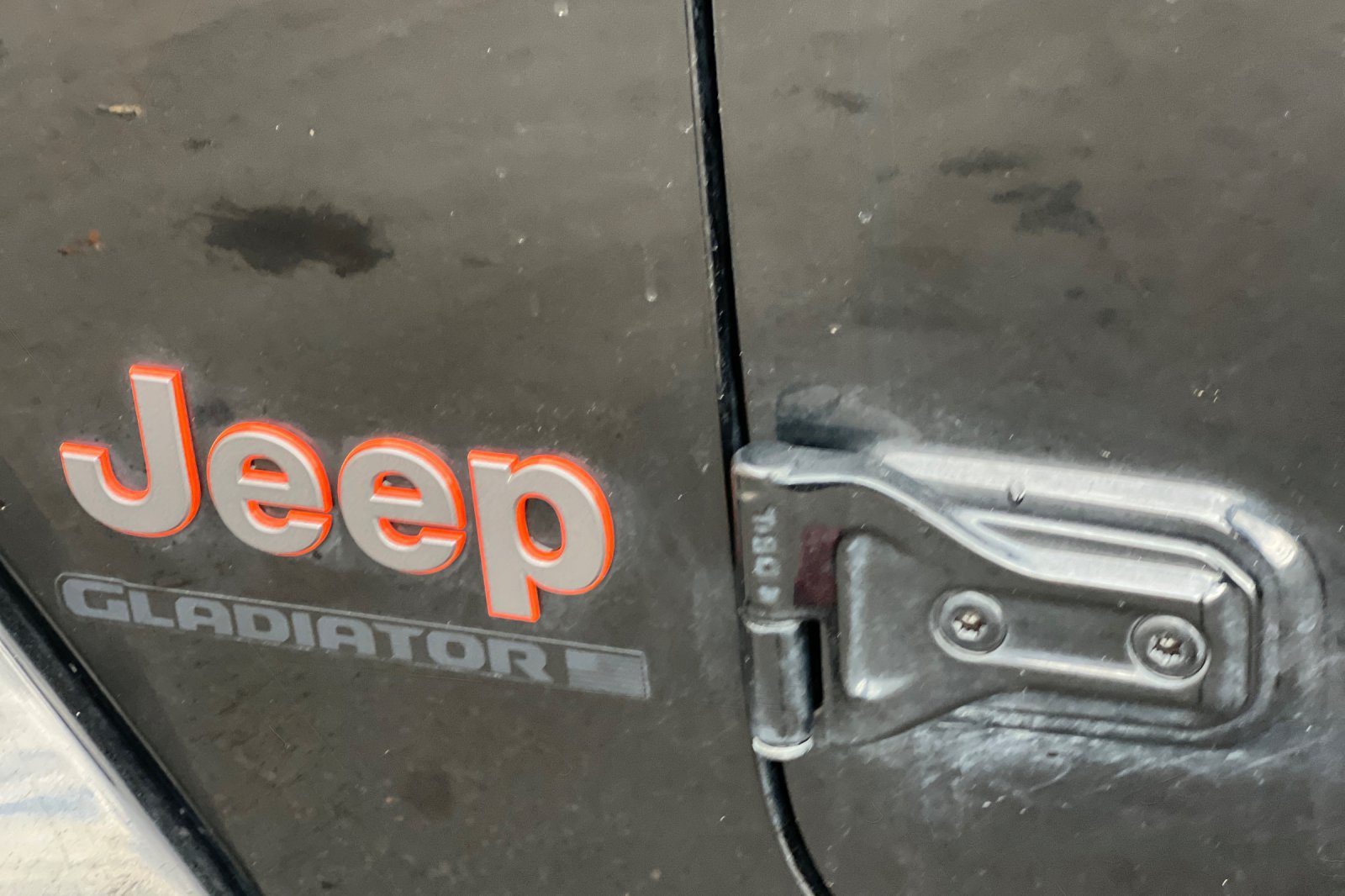 Used 2023 Jeep Gladiator Mojave w/ Cold Weather Group AWD/4WD image 29