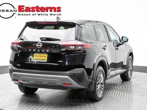 Used 2023 Nissan Rogue S AWD/4WD image 5