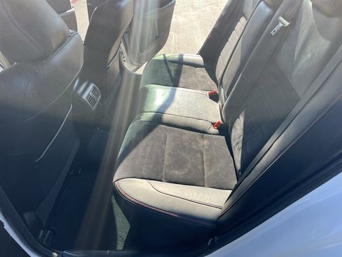 Used 2016 Toyota Camry XSE w/ Moonroof Package image 28