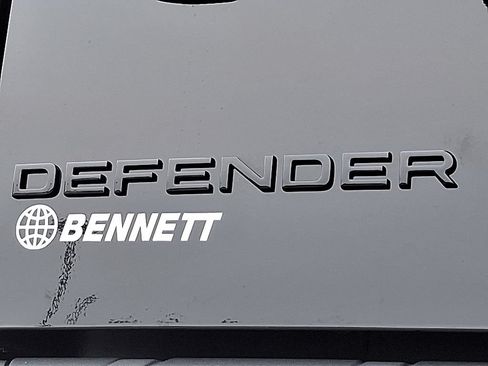 New 2026 Land Rover Defender 110 AWD/4WD image 21