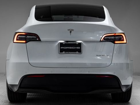 Used 2020 Tesla Model Y Performance AWD/4WD image 31