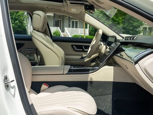 Used 2022 Mercedes-Benz S 500 4MATIC image 45
