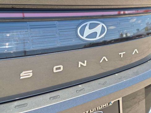 Certified 2025 Hyundai Sonata Limited FWD image 12