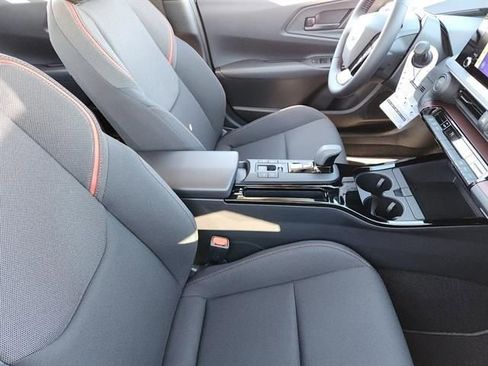New 2026 Toyota Prius Plug-In Hybrid FWD image 9