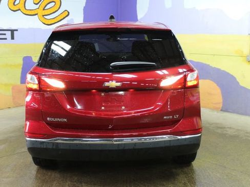 Used 2020 Chevrolet Equinox LT image 3