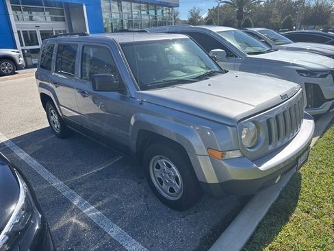 Used 2016 Jeep Patriot Sport w/ Power Value Group image 1
