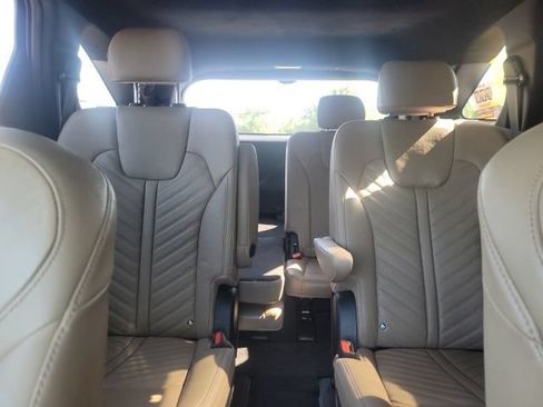 Certified 2025 Kia Sorento SX Prestige w/ Olive Brown Leather Package AWD/4WD image 36