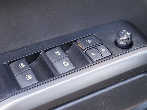 Used 2023 Toyota Tacoma TRD Sport image 26