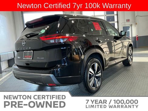 Used 2025 Nissan Rogue SL w/ SL Premium Package AWD/4WD image 25