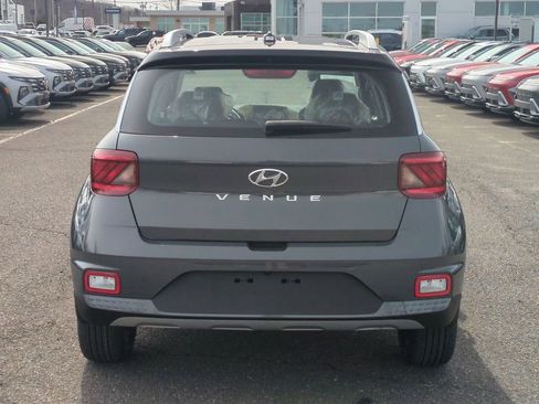 New 2026 Hyundai Venue SEL image 4