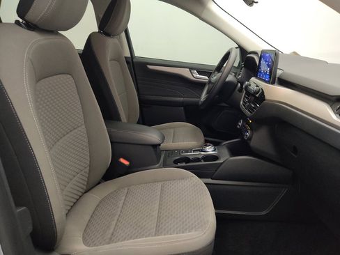 Used 2021 Ford Escape SE FWD image 21