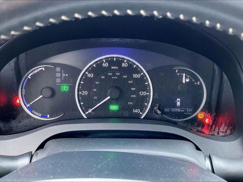 Used 2013 Lexus CT 200h w/ Seat Comfort Pkg FWD image 29