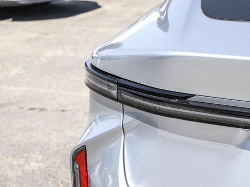 New 2026 Lexus ES 350e FWD image 11