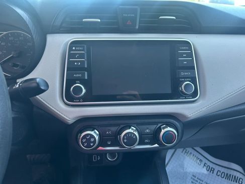 Used 2021 Nissan Versa SV FWD image 16