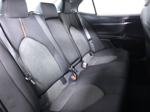 Used 2019 Toyota Camry LE FWD image 33