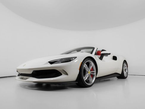 Used 2025 Ferrari 296 GTS RWD image 14