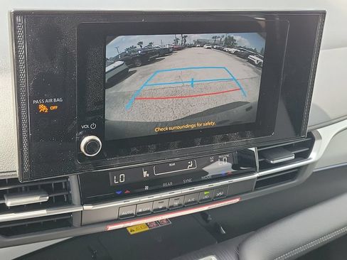 New 2026 Toyota Sienna LE FWD image 15