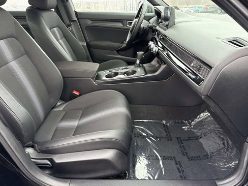 Used 2025 Honda Civic Sport image 19