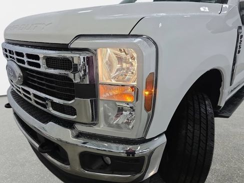 Certified 2024 Ford F250 XLT AWD/4WD image 25
