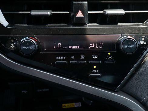 Used 2024 Toyota Camry XLE w/ Navigation Package FWD image 32