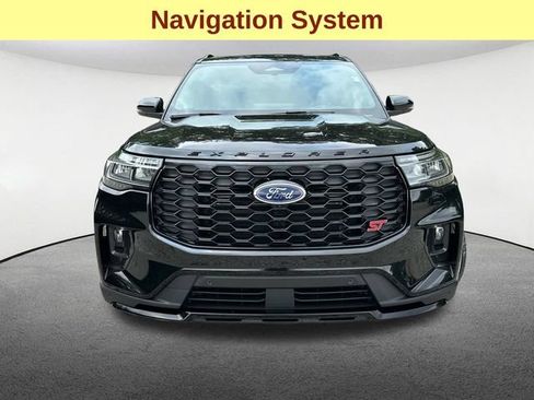 Used 2025 Ford Explorer ST AWD/4WD image 4