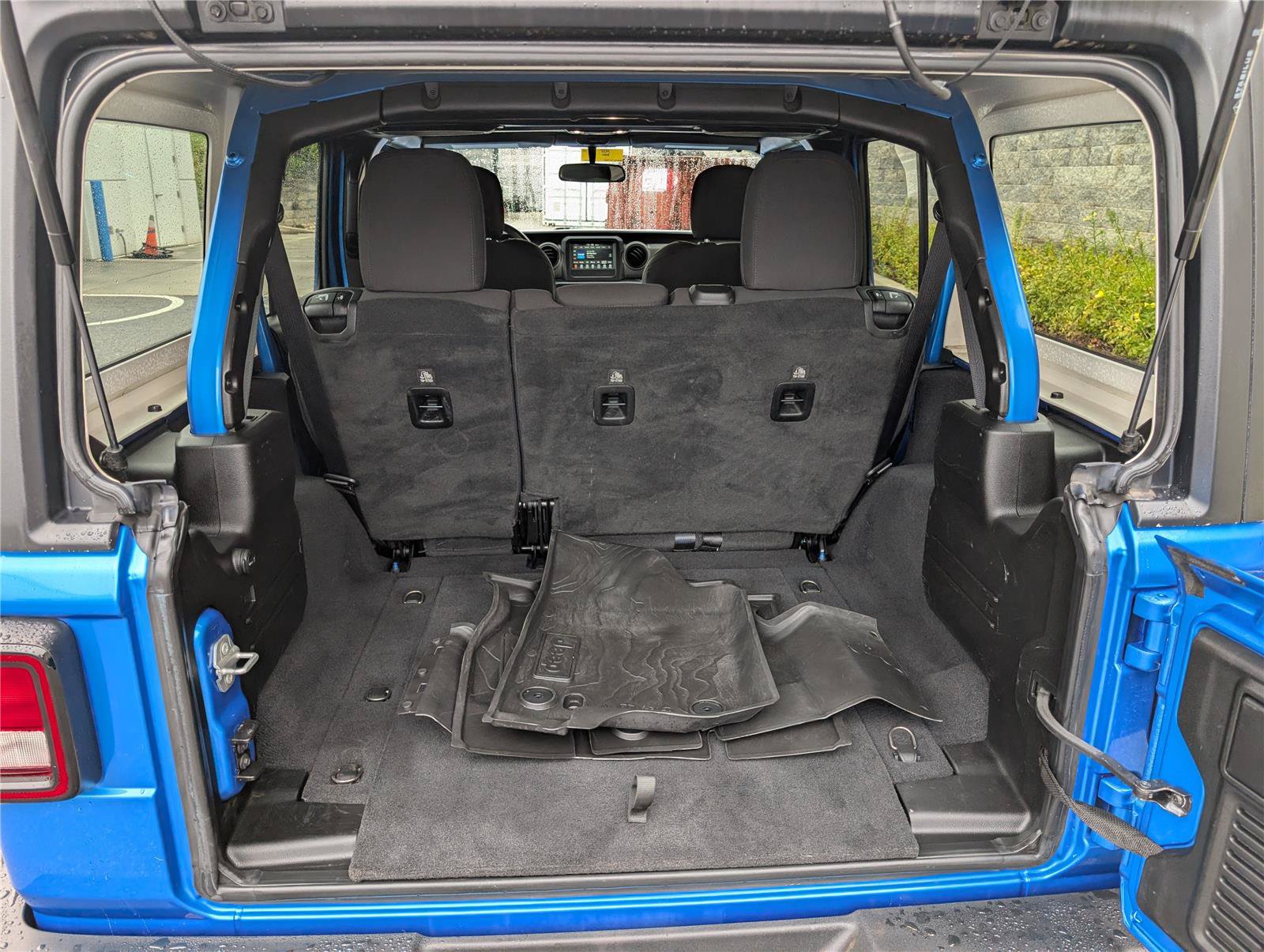 Used 2022 Jeep Wrangler Unlimited Sport AWD/4WD image 12