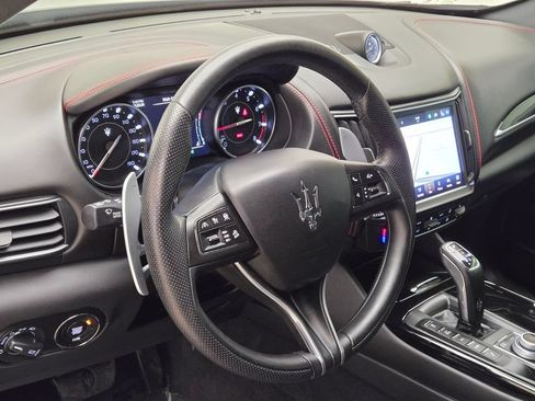 Certified 2024 Maserati Levante GT Ultima AWD/4WD image 36