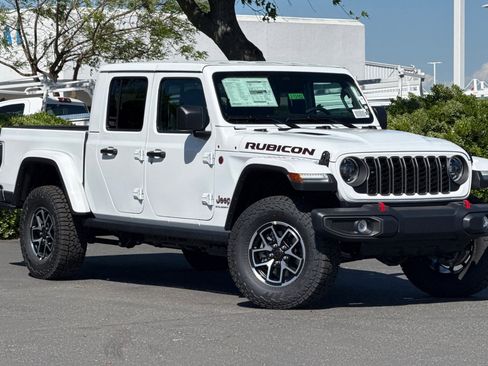 New 2026 Jeep Gladiator Rubicon image 2