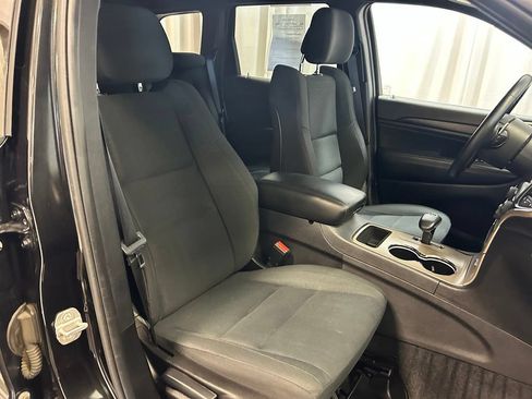 Used 2014 Jeep Grand Cherokee Laredo w/ Security & Convenience Group AWD/4WD image 21