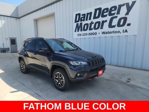 New 2026 Jeep Compass Trailhawk AWD/4WD image 1