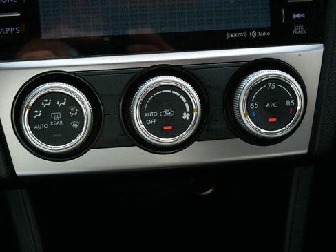 Used 2016 Subaru Crosstrek 2.0i Limited w/ Popular Package #2 image 17