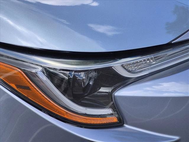 Used 2022 Toyota Corolla LE FWD image 14
