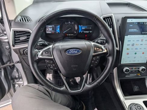 Used 2024 Ford Edge SEL image 10