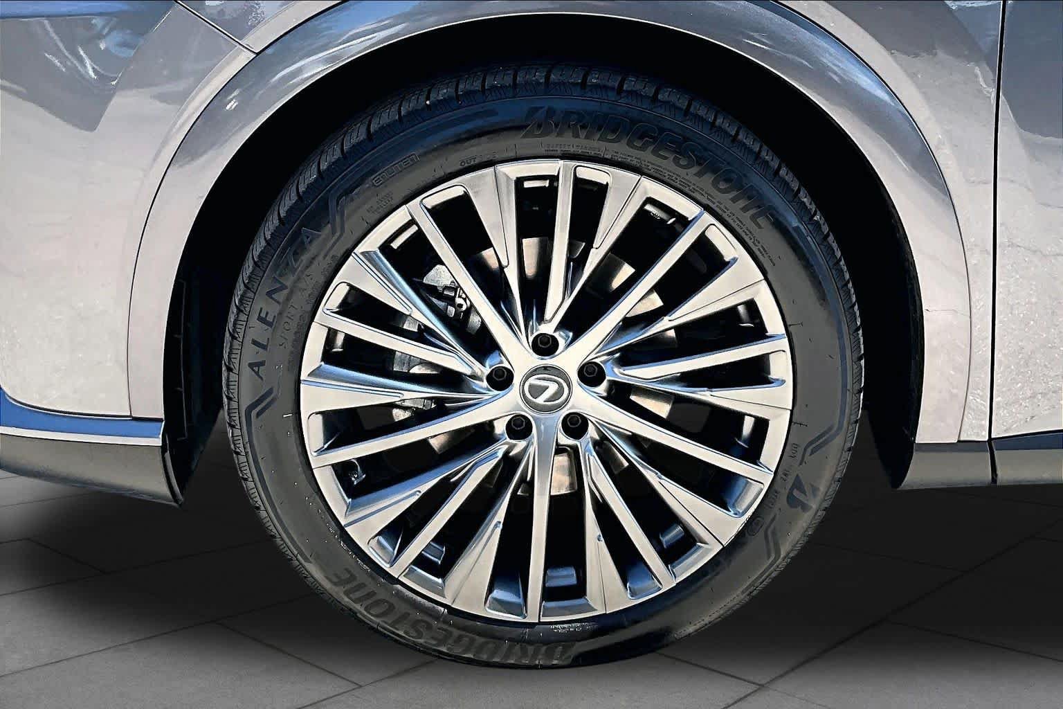 Used 2023 Lexus RX 350 FWD w/ Accessory Package (Z1) image 11