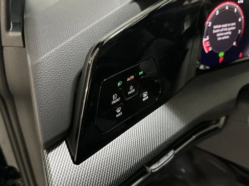 New 2025 Volkswagen GTI SE image 34